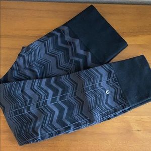 Lululemon Ebb To Street - Size 6 - Chevron